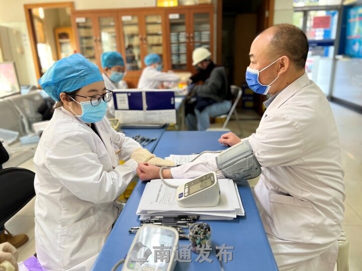 0d7052dbee9870fab7d8ef3b3873b1a6