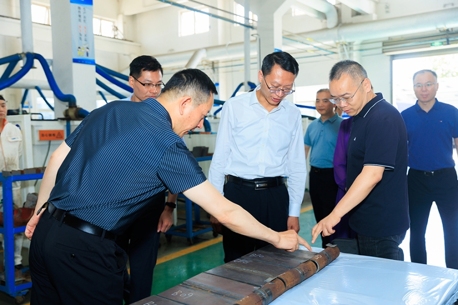 1799e5c3b2264efef99e174b4dbbec65