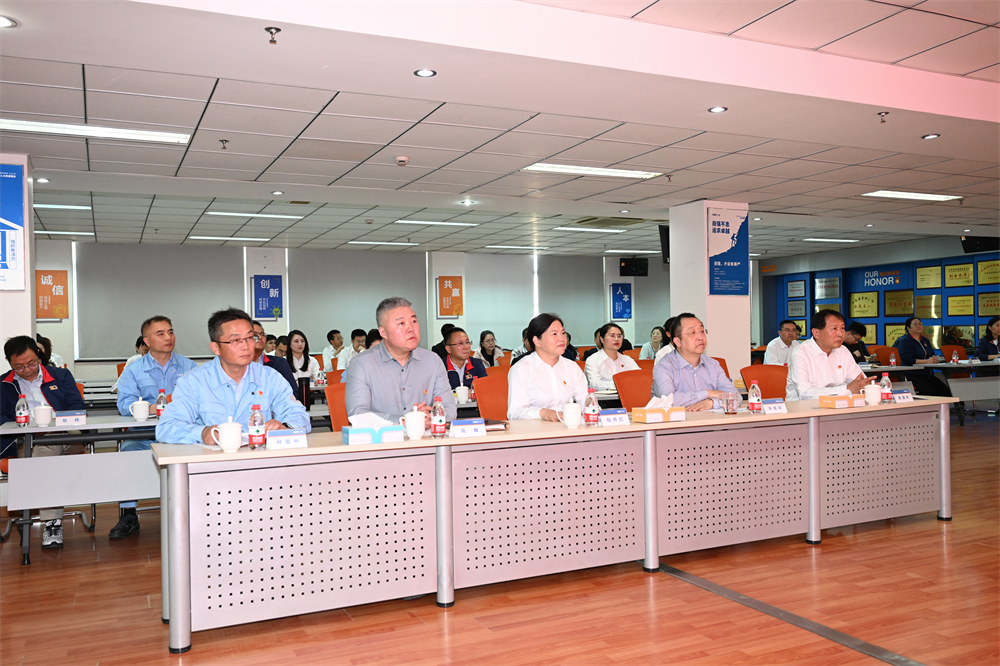 15ca984faf8223d4bc630676322727fe